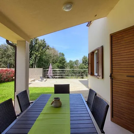 Mit Privatpool Fuer 20 Personen Ca 400 Qm In Banjole, Istrien Istrische Riviera Feriehus Banjole